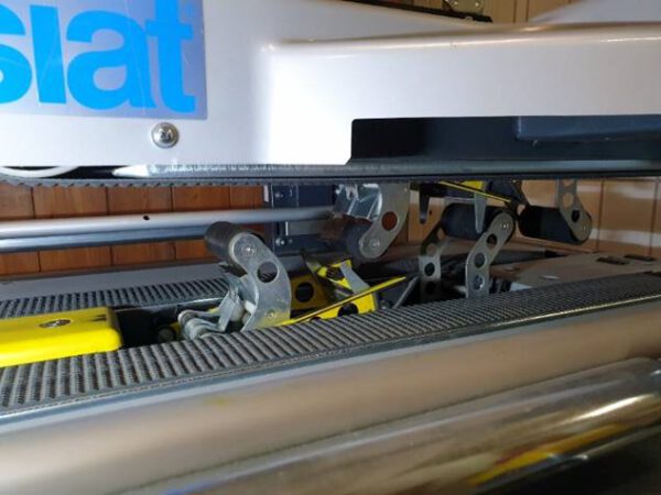 halbautom. Kartonverschließer, Siat SR46, klebt oben und unten – gebraucht - : lagertechnik
