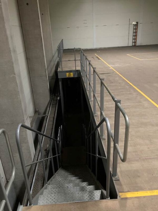 Schwerlast – Stahlbau - Lagerbühne, SSI Schäfer, freitragend, ca. 568,75m2 mit Spanplatten und teils Gitterrosten, 1.000kg/m2 – gebraucht - : – Bild 3