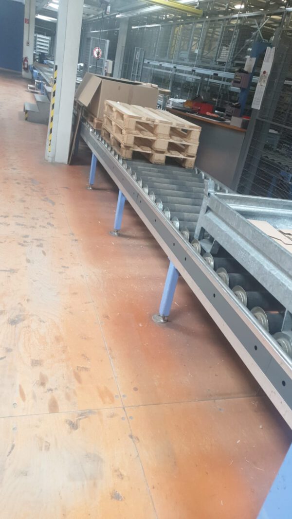 400m angetriebene Euro – Palettenfördertechnik, 1 Tonne / Palette - gebraucht - : – Bild 3