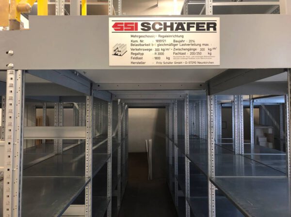 2 geschossige Fachbodenregalanlage, SSI Schäfer, ca. 54m2 Grundfläche, 200 / 250kg Traglast pro Boden, ca. 51 Felder – gebraucht - : lagertechnik