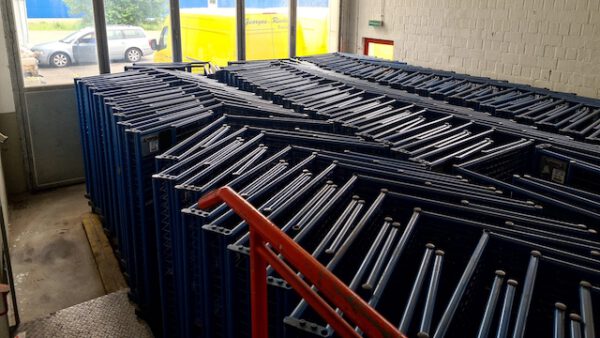 200 Stück Rollwagen mit Tür, Rollbox RX Corlette, faltbar mit Kupplung und Deichsel – gebraucht – : – Bild 3