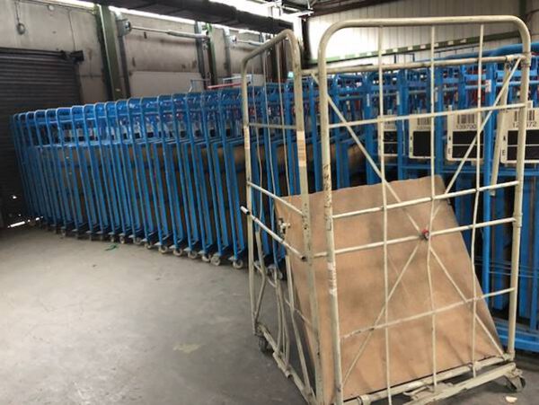 Größere Menge Corletten, Breite 1,30m – gebraucht – : lagertechnik