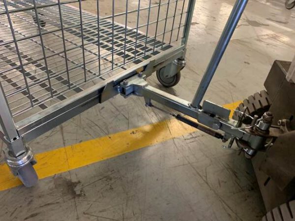 10 Stück Wanzl, Kommissionierwagen, 4 Ebenen, 2,15m lang mit Kupplung für z.B. Movexx Steh-Mitfahr-Schlepper / Ziehhilfen (kann aber auch als normaler Kommissionierwagen genutzt werden) – gebraucht - : – Bild 3