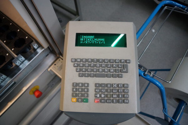 Liftsystem, Hänel 300kg / Tablar inkl. Auszugtisch, Höhe 5,80m – gebraucht - : – Bild 4