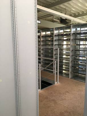 2-Stöckigen Meta Fachbodenanlage ca. 14 x 12m, ca. 297 Felder, Böden 1 x 0,4m – gebraucht - : lagertechnik