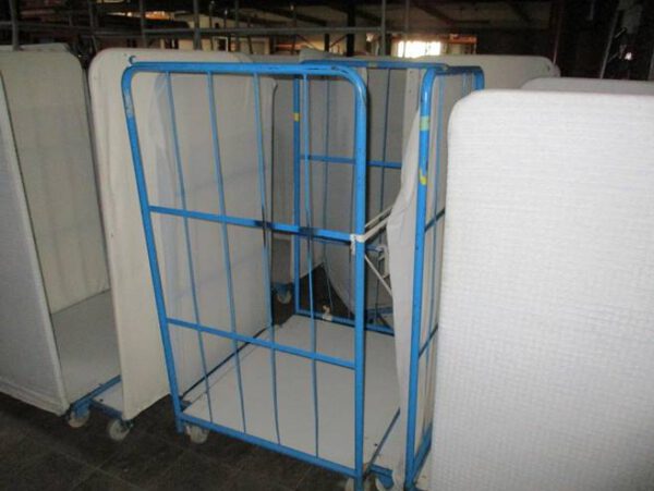 100 St.Corletten, bzw. zweiseitiger Rollwagen, – gebraucht – :