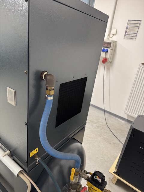 Schraubenkompressor, Kaeser, Aircenter SX 6, Kompakte All-in-One-Lösung – gebraucht - : lagertechnik Schraubenkompressor, Kaeser, Aircenter SX 6, Kompakte All-in-One-Lösung – gebraucht - : – Bild 4
