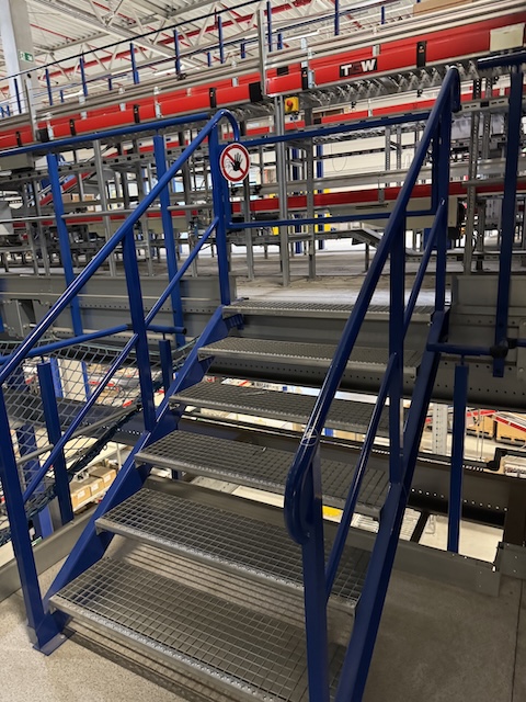 Diverse Treppen – gebraucht - : lagertechnik Diverse Treppen – gebraucht - : – Bild 3