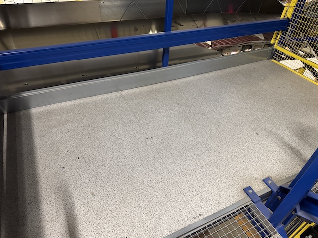 Treppe / Treppenhaus mit Zwischenebene – gebraucht - : lagertechnik Treppe / Treppenhaus mit Zwischenebene – gebraucht - : – Bild 4