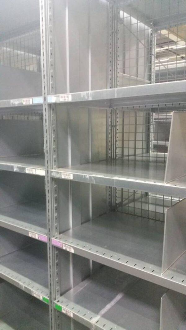 Fachbodenregale, SSI Schäfer R3000, 1,30m x 0,60m, ca. 800 Felder – gebraucht - : – Bild 4