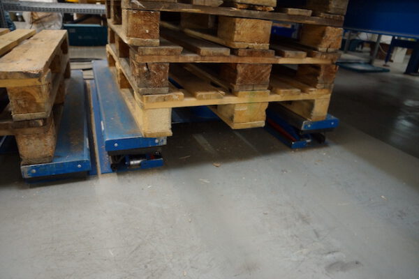 2 Stück Hubplattformen bzw. Hebebühne für Europaletten, U-Form- gebraucht - : – Bild 4
