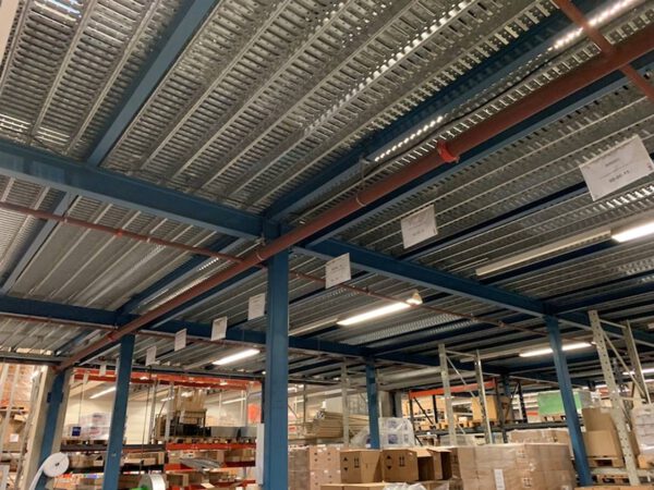 Stahlbau-Lagerbühne, ca. 480m2 mit Gitterrosten – gebraucht - : – Bild 4