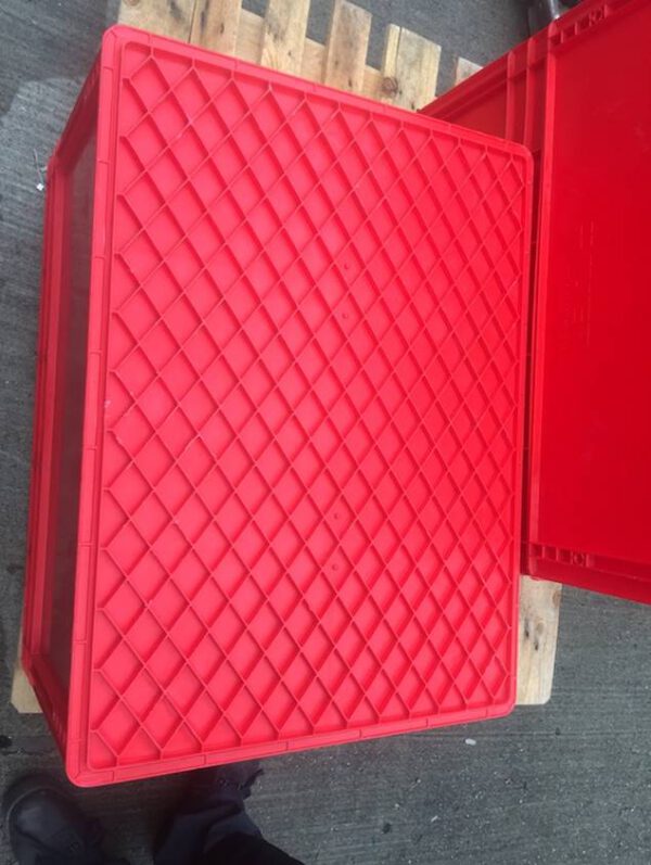 ca. 600 Stk. Stapelbehälter, Eurobehälter geschlossen, EG 86/42, rot – gebraucht - : – Bild 5