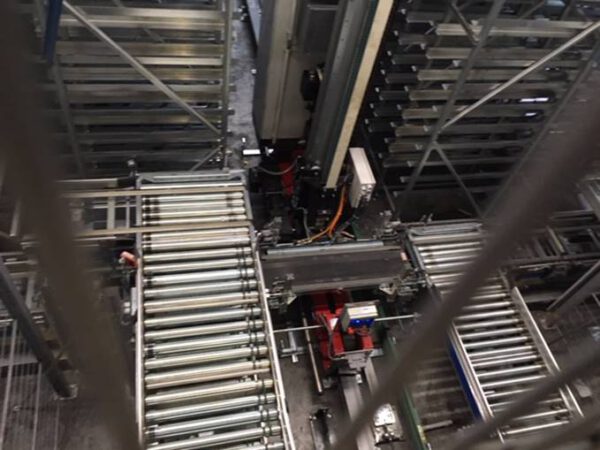 niedriges AKL (Automatisches Kleinteilelager) mit 33.792 Stellplätze (7 Gassen) - gebraucht - : – Bild 5