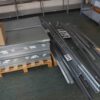 Fachbodenregale, Schraubsystem, 1 x 0,5m, 1 bzw. 2m hoch, ca. 100 Felder - gebraucht - : – Bild 5