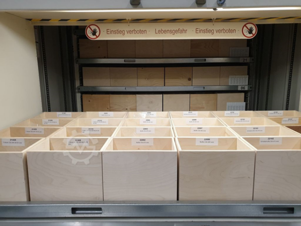 Lagerlift, Hänel, ca. 5,90m hoch (kürzbar), Tablargröße: ca. 1.860x825mm, 250kg / Tablar – gebraucht -: – Bild 6