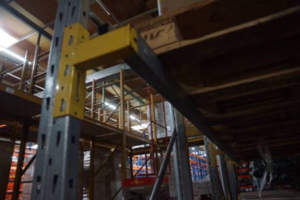 3 x Einfahrregale, gesamt ca. 216 Palettenplätze, max. 800kg pro Palette – gebraucht - : – Bild 7