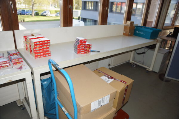 7 Stück Arbeitstisch, rollbar- gebraucht - : – Bild 6