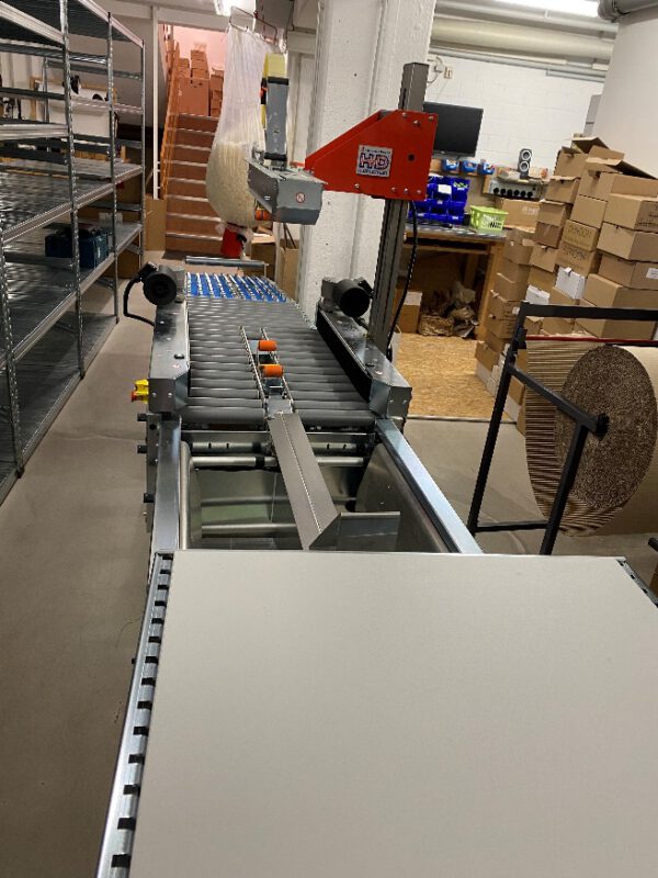 Kartonverschließmaschine, bzw. kleine Linie zum Kartonverschließen, H+D,  – wie NEU - : – Bild 6
