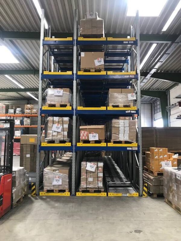 Paletten – Durchlaufregal für 120 Europaletten, 1.000kg / Palette – gebraucht -: – Bild 6