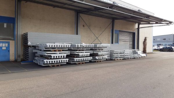 Spezielles Palettenregal, 5m Fachbreite, 2m Tiefe, 1 Tonne pro Fach – gebraucht - : lagertechnik