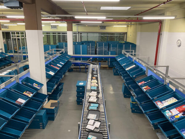 Kommissioniergestelle aus Aluprofilschienen mit nicht angetriebener Fördertechnik, ideal zum absortieren / kommissionieren aus Eurokisten - gebraucht - : – Bild 7