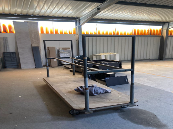 51 Stück Corletten, Breite 1,20 und 1,80m, Polsterwagen. Möbelroller, Schwerlastwagen - gebraucht - : lagertechnik 51 Stück Corletten, Breite 1,20 und 1,80m, Polsterwagen. Möbelroller, Schwerlastwagen - gebraucht - : – Bild 3