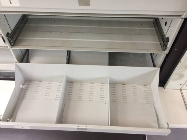12 Stück Lagerpaternoster, Lista, 4m hoch, 450kg pro Gondel – gebraucht -: – Bild 7