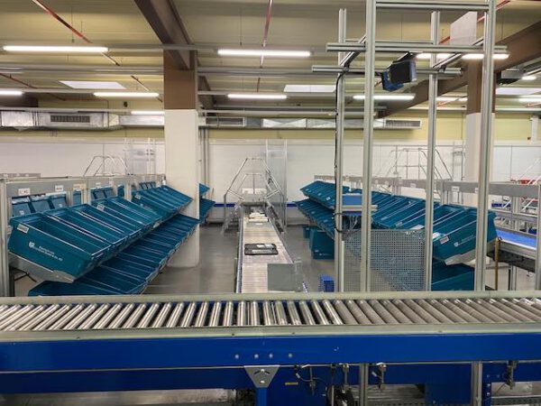 Kommissioniergestelle aus Aluprofilschienen mit nicht angetriebener Fördertechnik, ideal zum absortieren / kommissionieren aus Eurokisten - gebraucht - : – Bild 8