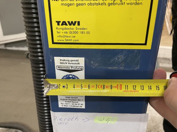 Säulenschwenkkran mit Vakuum-Hebegerät, max. 40kg – gebraucht - : lagertechnik