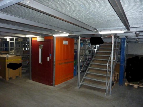 Fachbodenregalanlage, SSI Schäfer R4000, 400kg Fachlast mit verbautem Durchlaufregal / Bereitstellregal und Aufzug!! – gebraucht - : – Bild 8