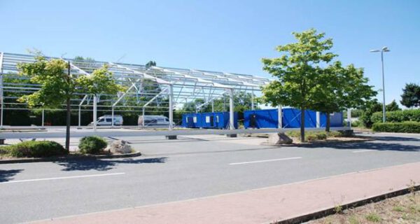 Hochwertige Lorsberger Alu-Leichtbau / Lagerhalle mit viel Ausstattung, 2.100m2 , Schneelast 1,00 kN/m² (75 kg), inkl. 2 x Bürocontainer, 2 x Sanitärcontainer, Fäkalientank, Heizung. etc. - gebraucht - :  lagertechnik