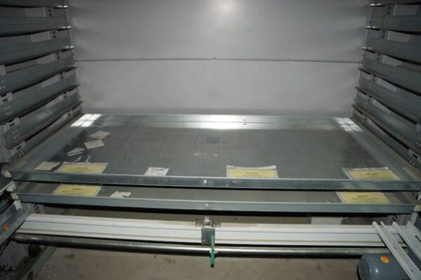 3 x Liftsysteme, Kardex, 180 bzw. 190kg / Tablar, Höhe 8m (kürzbar), Tablare: 0,82 x 1,85m– gebraucht -: – Bild 8