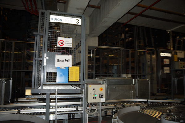 AKL (Automatisches Kleinteilelager) mit 90.000 Stellplätze (9 Gassen), 25kg / Behälter - gebraucht - : – Bild 8