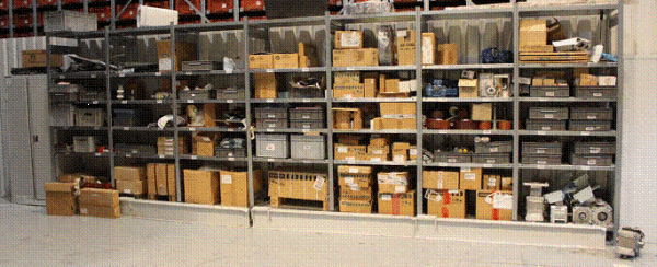 ATL, bzw. AKL (autom. Tablarlager, bzw. Kleinteilelager) ca. 24.000 Kistenstellplätze 600x 400x 220mm, 30kg Fachlast – gebraucht - : – Bild 9