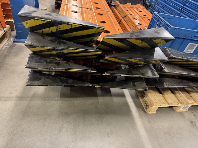 134 Stück, Flankenschutz / Rahmenschutz / Anfahrschutz / Leitplanke für Palettenregale, Einzelreien und Doppelreihen, Nedcon - gebraucht - : lagertechnik 134 Stück, Flankenschutz / Rahmenschutz / Anfahrschutz / Leitplanke für Palettenregale, Einzelreien und Doppelreihen, Nedcon - gebraucht - : – Bild 9