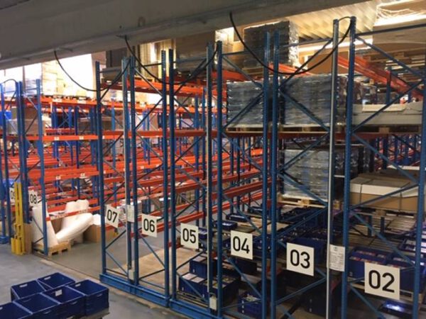 niedriges AKL (Automatisches Kleinteilelager) mit 33.792 Stellplätze (7 Gassen) - gebraucht - : lagertechnik