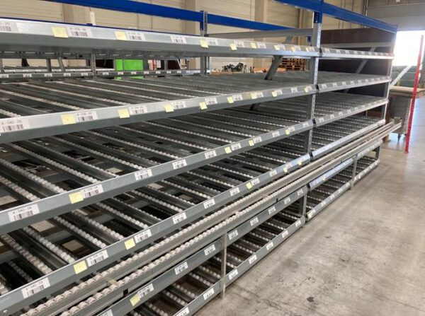 42 Felder Stückgut – Durchlaufregalanlage / Bereitstellregale für Kästen und Kartonagen – gebraucht – : – Bild 10