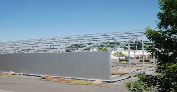 Hochwertige Lorsberger Alu-Leichtbau / Lagerhalle mit viel Ausstattung, 2.100m2 , Schneelast 1,00 kN/m² (75 kg), inkl. 2 x Bürocontainer, 2 x Sanitärcontainer, Fäkalientank, Heizung. etc. - gebraucht - :  – Bild 9