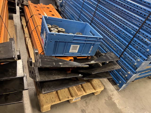 134 Stück, Flankenschutz / Rahmenschutz / Anfahrschutz / Leitplanke für Palettenregale, Einzelreien und Doppelreihen, Nedcon - gebraucht - : lagertechnik 134 Stück, Flankenschutz / Rahmenschutz / Anfahrschutz / Leitplanke für Palettenregale, Einzelreien und Doppelreihen, Nedcon - gebraucht - : – Bild 8