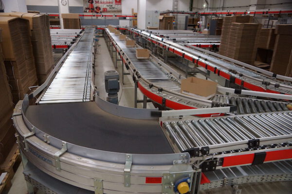 AKL (Automatisches Kleinteilelager) mit 90.000 Stellplätze (9 Gassen), 25kg / Behälter - gebraucht - : lagertechnik