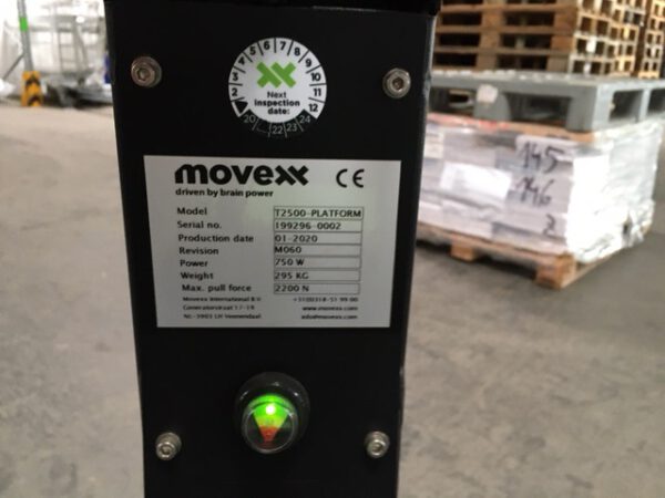 2 Stück Steh-Mitfahr-Schlepper / Ziehhilfen, Movexx, T2500 Plattform mit Wanzl-Kupplung und Li-Ionen Akku - gebraucht - :   – Bild 10