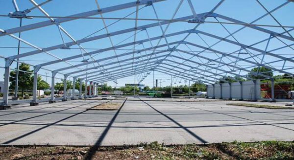 Hochwertige Lorsberger Alu-Leichtbau / Lagerhalle mit viel Ausstattung, 2.100m2 , Schneelast 1,00 kN/m² (75 kg), inkl. 2 x Bürocontainer, 2 x Sanitärcontainer, Fäkalientank, Heizung. etc. - gebraucht - :  – Bild 10