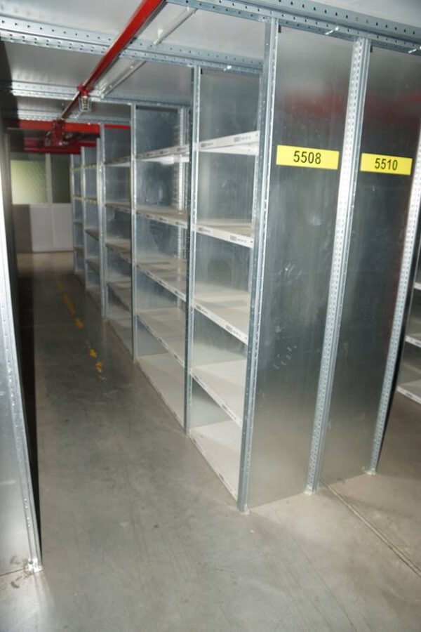 3 geschossige Fachbodenregalanlage, Meta, ca. 375m2 Grundfläche, 100kg Traglast pro Boden – gebraucht - : – Bild 11