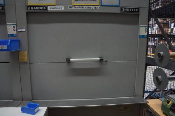 3 x Liftsysteme, Kardex, Höhe 9,40m (kürzbar), ca. 200kg / Tablar, Maße pro Tablar: 0,82 x 1,25m – gebraucht -: – Bild 11