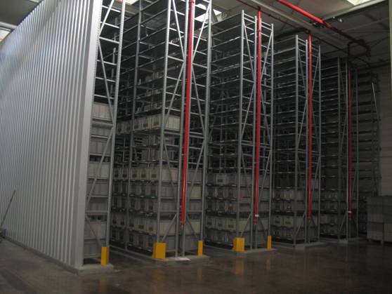 Fachbodenregale, Schäfer R 3000, Höhen ca. 3,78m und 6,80m, Breite 1,30m, Tiefen 0,60m – gebraucht - : lagertechnik