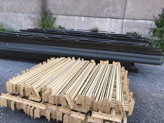Fachbodenhochregale, Tiefe ca. 80cm, Traversenlänge ca. 2,20m, Rahmenhöhe ca. 8m mit Holzböden – gebraucht - : lagertechnik