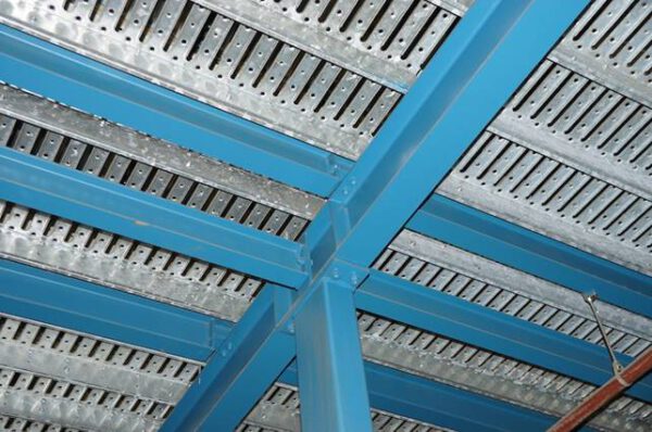 Stahlbau-Lagerbühne, ca. 480m2 mit Gitterrosten – gebraucht - : lagertechnik