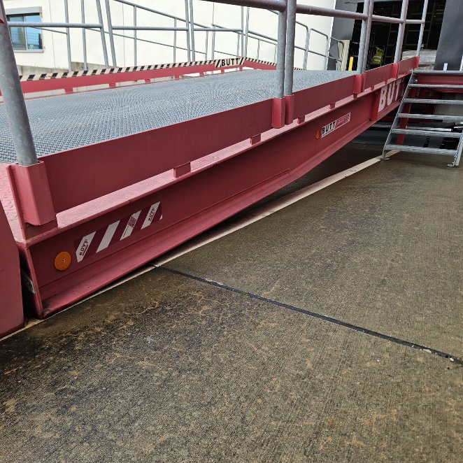 Verladerampen, Butt, BKV 614, 6 to. nicht rollbar, – gebraucht - : lagertechnik Verladerampen, Butt, BKV 614, 6 to. nicht rollbar, – gebraucht - : – Bild 16
