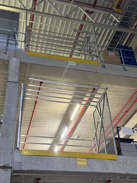 4x Palettenübergabestation, Sicherheitsschleuse / Schenkschleuse – gebraucht - : lagertechnik 4x Palettenübergabestation, Sicherheitsschleuse / Schenkschleuse – gebraucht - : – Bild 13